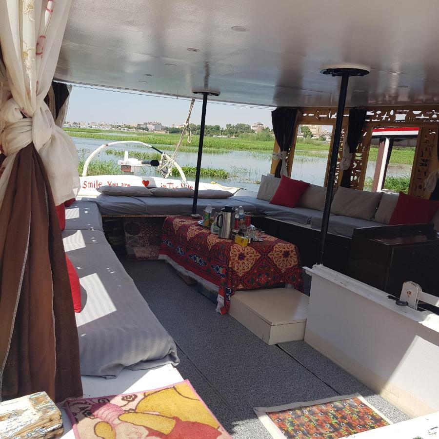 Nile Sunrise Felucca Boat Private Rental Luxor Eksteriør billede