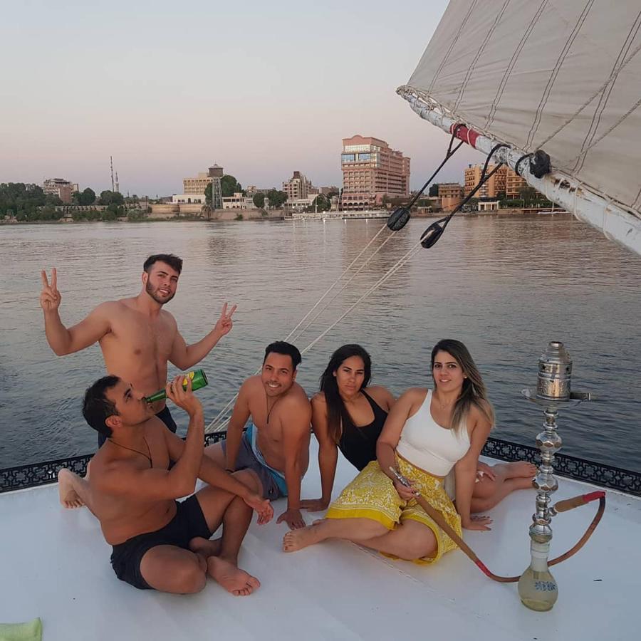 Nile Sunrise Felucca Boat Private Rental Luxor Eksteriør billede